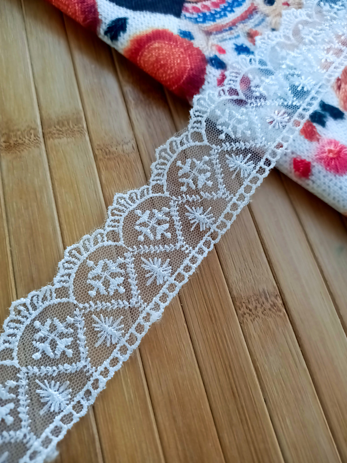 Turkish lace TR1002